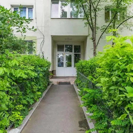 Cosy & Chic Close By Victoria Square Bucharest