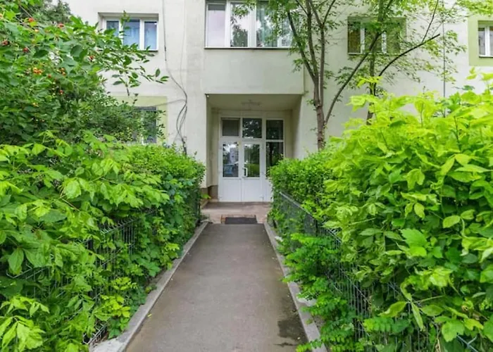 Cosy & Chic Close By Victoria Square Bucureşti