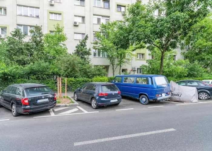 Cosy & Chic Close By Victoria Square *